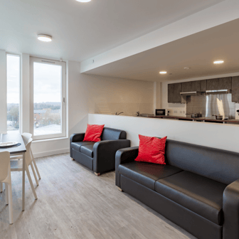 Classic En Suite - Image 6